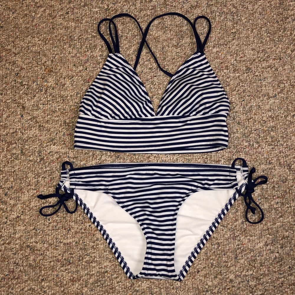 Mossimo Navy/White Striped Bikini Set-sz S. New without tags.